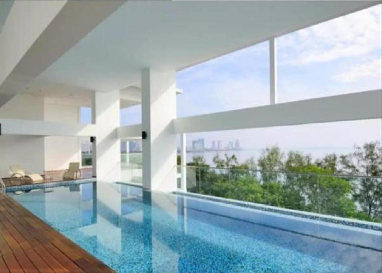 Sunrise Gurney Premium Executive City/Seafront Suite - Penang Georgetown Luaran gambar