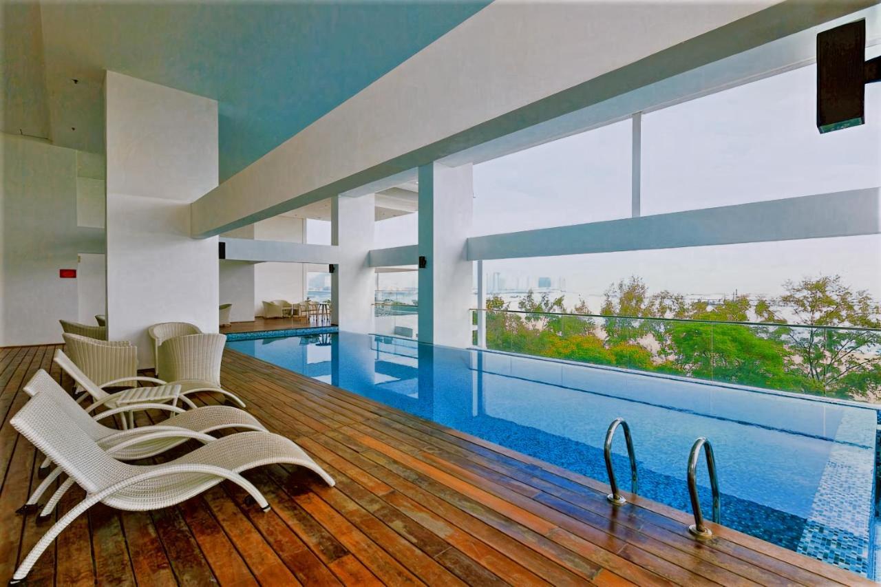 Sunrise Gurney Premium Executive City/Seafront Suite - Penang Georgetown Luaran gambar